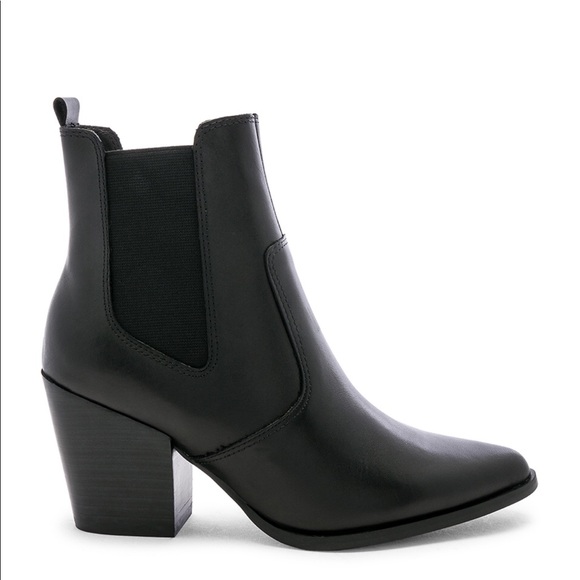 Steve Madden Shoes - Steve Madden Patricia black leather ankle boot